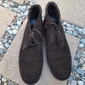 Tod's Made In Italy Dark Brown Suede Size 9